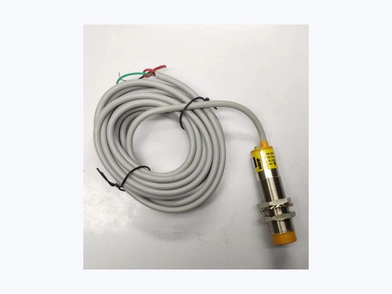 3-Wire DC Proximity Sensor (PNP / NPN) — manufactured in Mumbai by Wadia Electronics