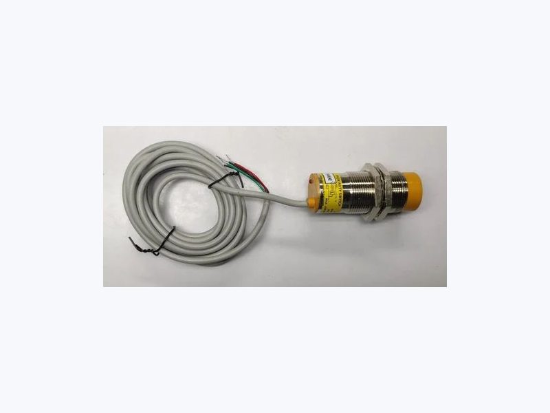 4–20 mA Analog Proximity Sensor — manufactured in Mumbai by Wadia Electronics